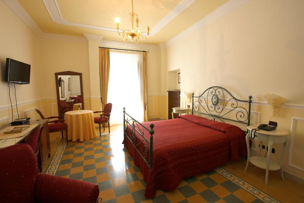 Hotel Palazzo Krataiis Scilla Szoba fotó