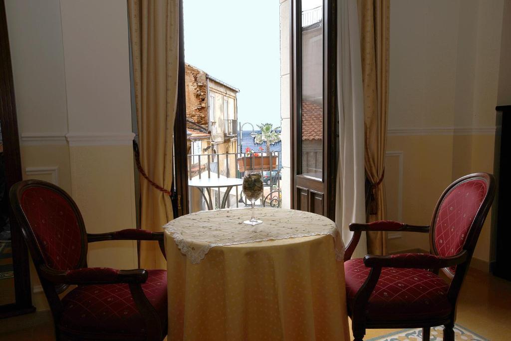 Hotel Palazzo Krataiis Scilla Kültér fotó